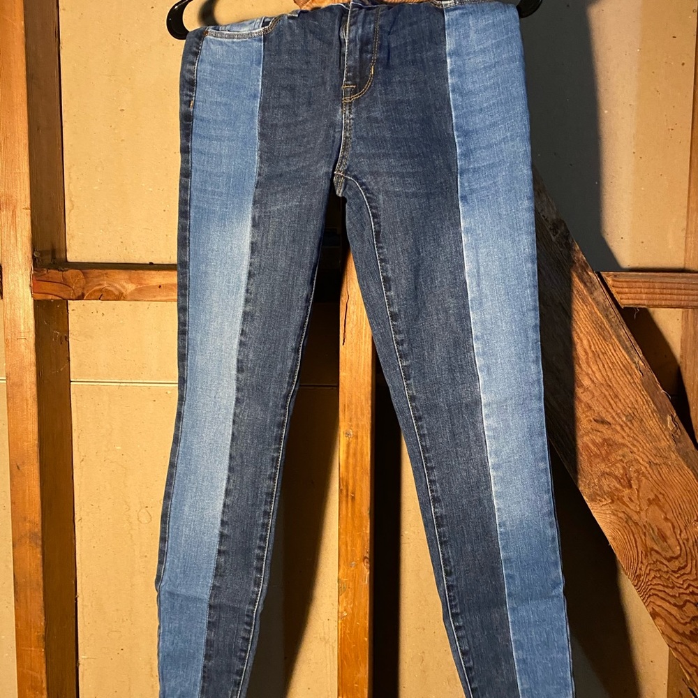 Dark and light blue patterned skinny jeans